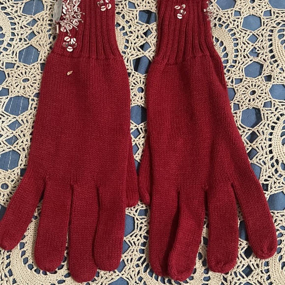 IMAN Embellished Gloves - Picture 3 of 7